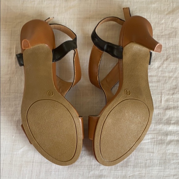 Strappy Two-Toned Heels - Size 6 - Picture 7 of 9